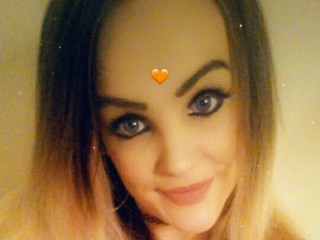 Arianna_Diamond69 webcam girl as a performer. Gallery photo 1.