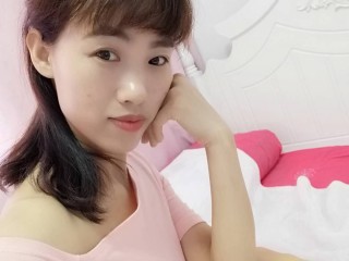 zhangli webcam girl as a performer. Gallery photo 3.