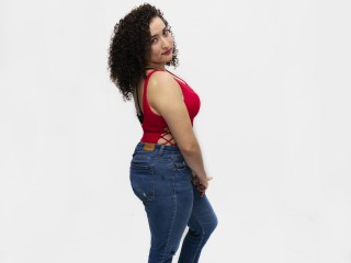 KeyraVioleth webcam girl as a performer. Gallery photo 5.