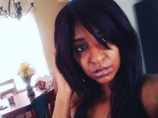 MisSexyV webcam girl as a performer. Gallery photo 2.