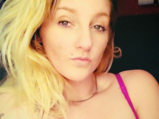 LillyLibbi webcam girl as a performer. Gallery photo 2.