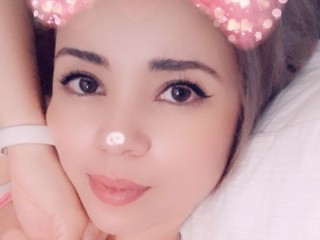 real_hotwife webcam girl as a performer. Gallery photo 1.