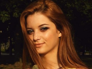 MantraLady webcam girl as a performer. Gallery photo 1.