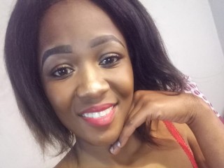 MCkaile webcam girl as a performer. Gallery photo 1.