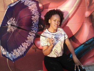 cossy webcam girl as a performer. Gallery photo 3.