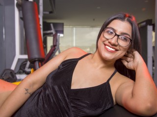 MeganRouse webcam girl as a performer. Gallery photo 2.