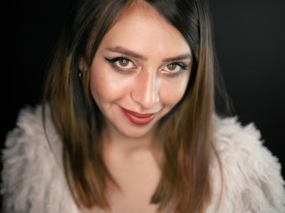 SashaEvanss webcam girl as a performer. Gallery photo 1.