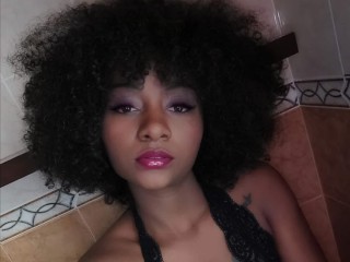 annieklein webcam girl as a performer. Gallery photo 3.