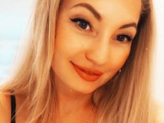 BLACK_BELEN webcam girl as a performer. Gallery photo 5.