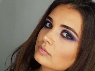 ViktoriaSun webcam girl as a performer. Gallery photo 4.