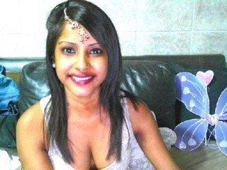 Indexed Webcam Grab of Aisha_love