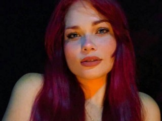 sweety_freckles webcam girl as a performer. Gallery photo 1.