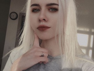 RoseCuty webcam girl as a performer. Gallery photo 2.