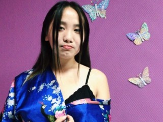 AsianKaolin webcam girl as a performer. Gallery photo 1.