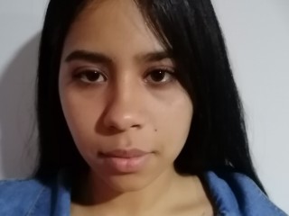 DanaHiltonn webcam girl as a performer. Gallery photo 1.