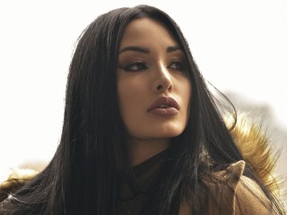 SARA_Ce webcam girl as a performer. Gallery photo 3.