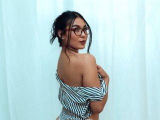 HannaMilleer webcam girl as a performer. Gallery photo 5.
