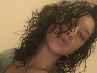 Ava_Leonardo webcam girl as a performer. Gallery photo 1.