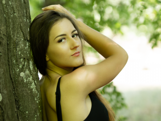 RenessmeSun webcam girl as a performer. Gallery photo 3.