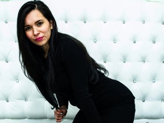 MiaGoreett webcam girl as a performer. Gallery photo 3.