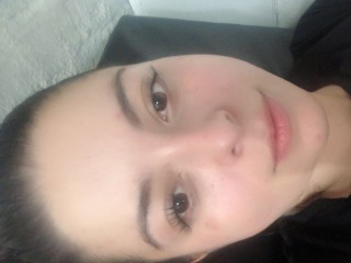 anne100 webcam girl as a performer. Gallery photo 1.