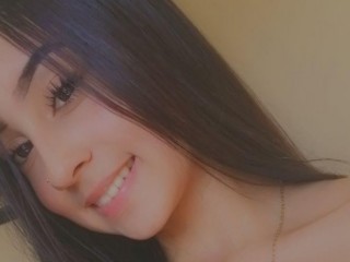 YOCELYN_STONE webcam girl as a performer. Gallery photo 1.