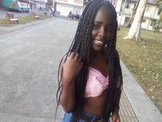 AndreaGrant webcam girl as a performer. Gallery photo 1.