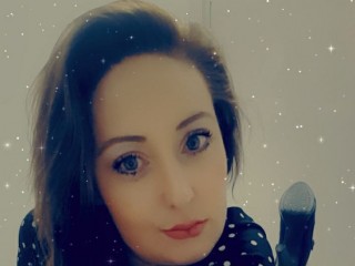 Charlottjames89 webcam girl as a performer. Gallery photo 2.