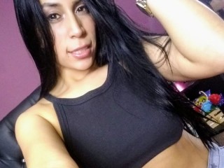 QueenFellatio webcam girl as a performer. Gallery photo 3.