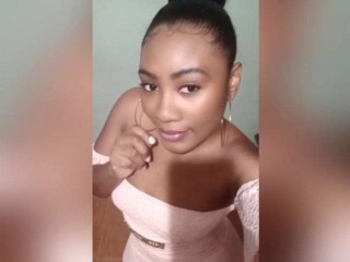 AnyMeeLee webcam girl as a performer. Gallery photo 2.