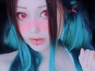 KitsuneKawaii webcam girl as a performer. Gallery photo 6.