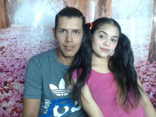 duomos webcam girl as a performer. Gallery photo 3.