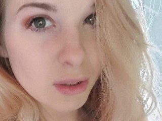 Dylan_Kays webcam girl as a performer. Gallery photo 1.