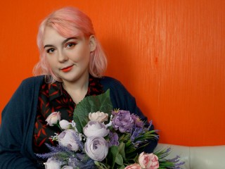 StacyFluff webcam girl as a performer. Gallery photo 1.