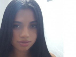 Squirt_LovX webcam girl as a performer. Gallery photo 2.