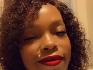 MistressRaineyThickk webcam girl as a performer. Gallery photo 1.