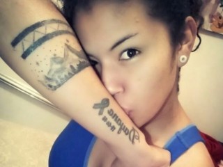 venus_squirtt webcam girl as a performer. Gallery photo 2.