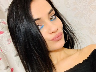 BeautyAnysa webcam girl as a performer. Gallery photo 2.