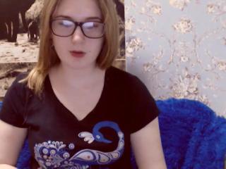 Indexed Webcam Grab of Cherry_kiss99