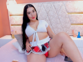 melanierouse is live now!