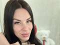 IsabellaFoxxxy is live now!